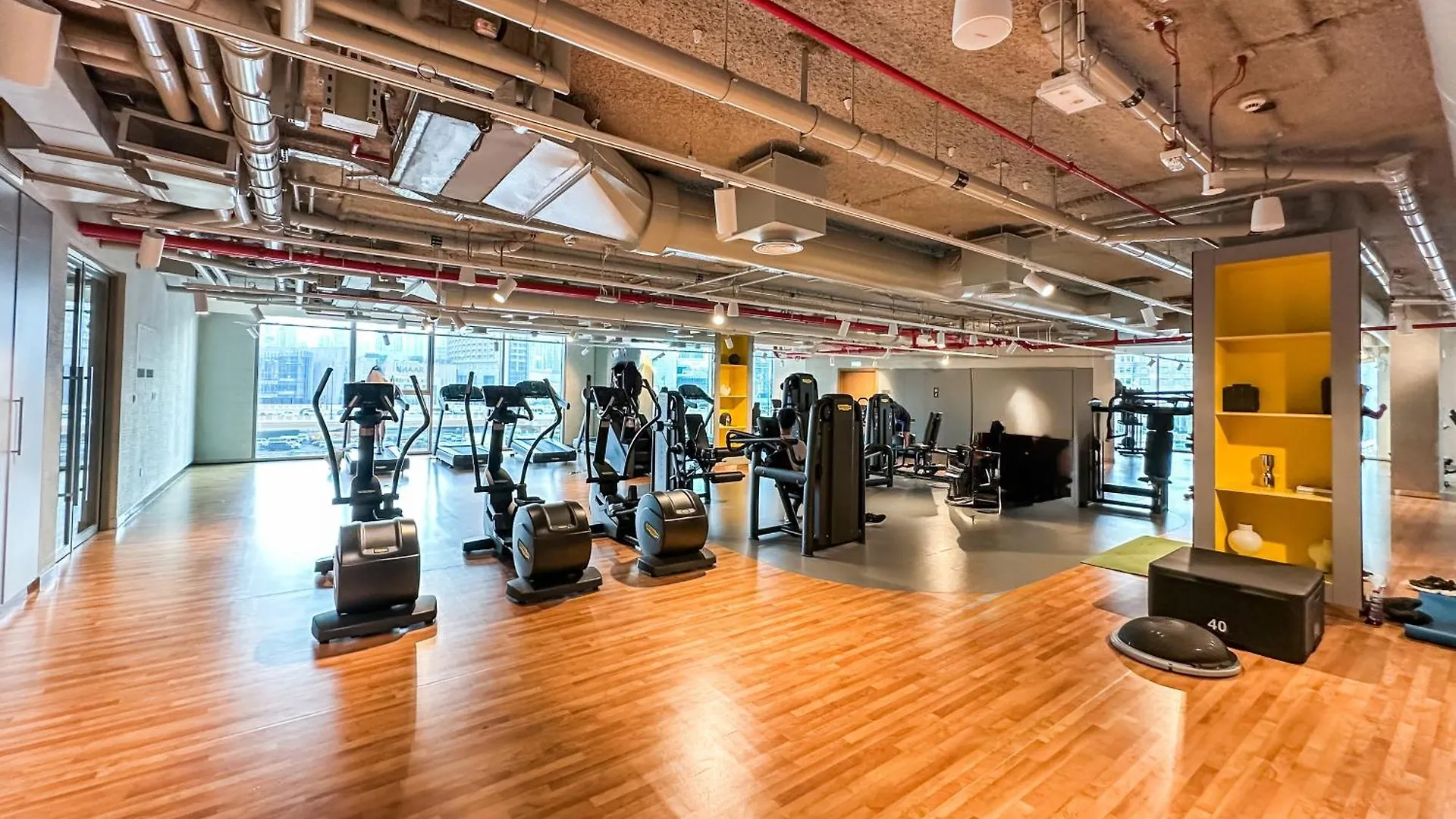 Burj Khalifa View, Luxury Two-Bedroom Residence, Playstation 5, Swimming Pool And Fitness Center Dubai 0*,